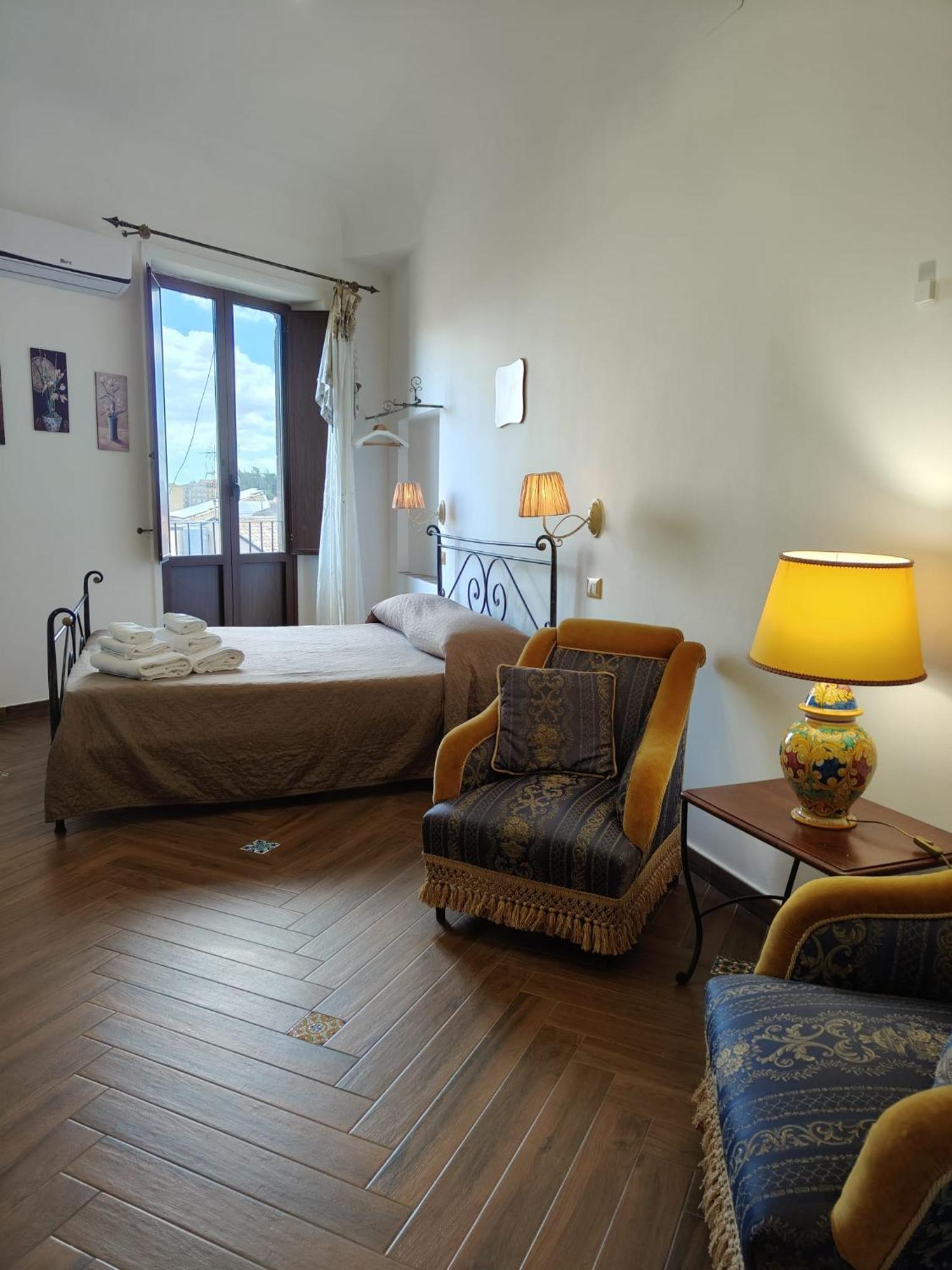Centro Sicilia Rooms-Suites & Terrace Έννα Εξωτερικό φωτογραφία