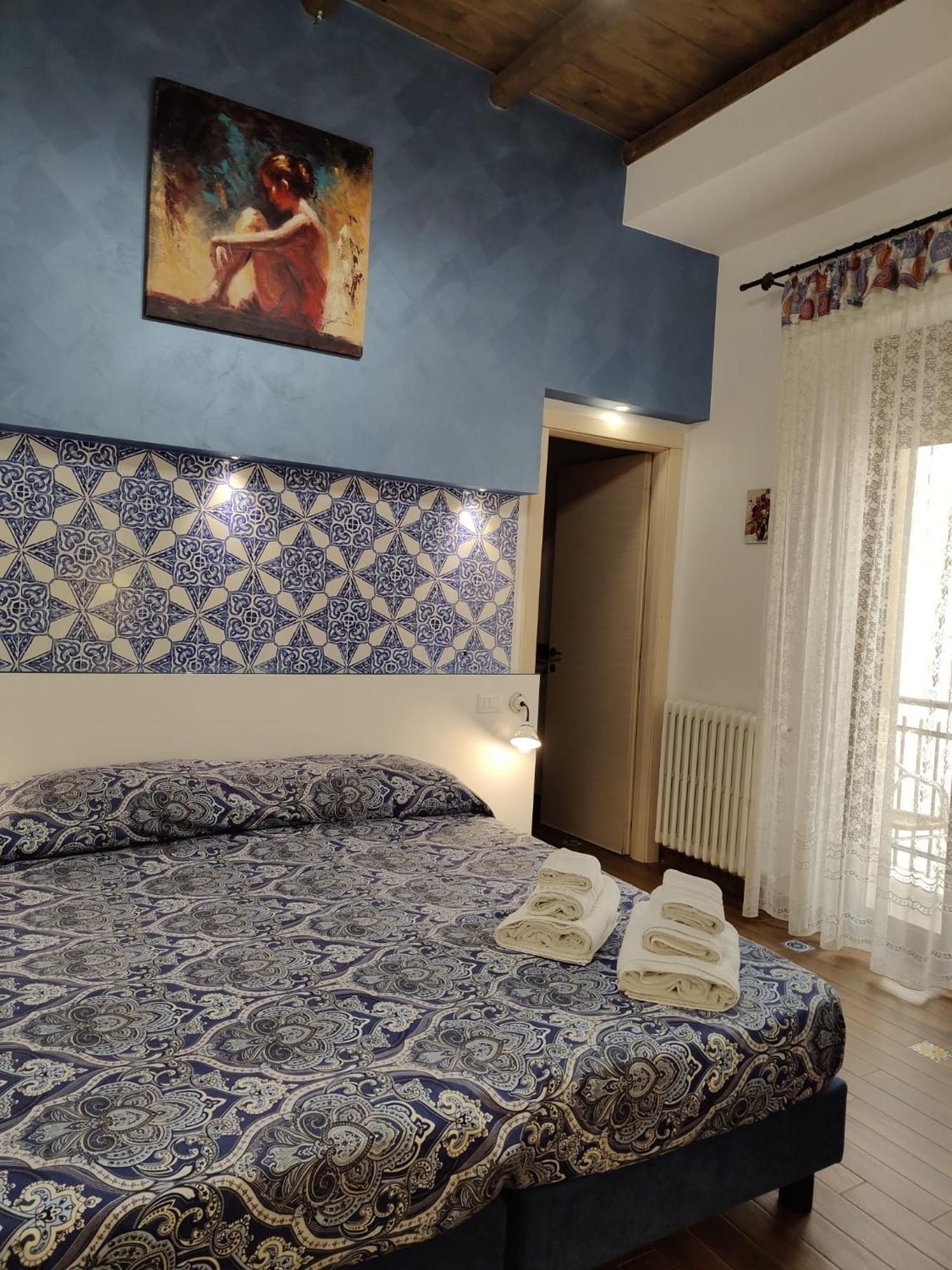 Centro Sicilia Rooms-Suites & Terrace Έννα Εξωτερικό φωτογραφία