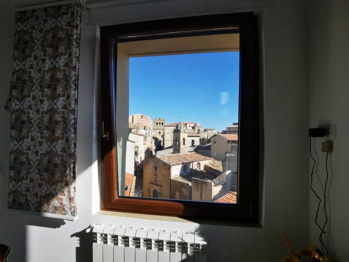 Centro Sicilia Rooms-Suites & Terrace Έννα Εξωτερικό φωτογραφία